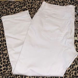 Jessica Simpson Jean Capris Size 30